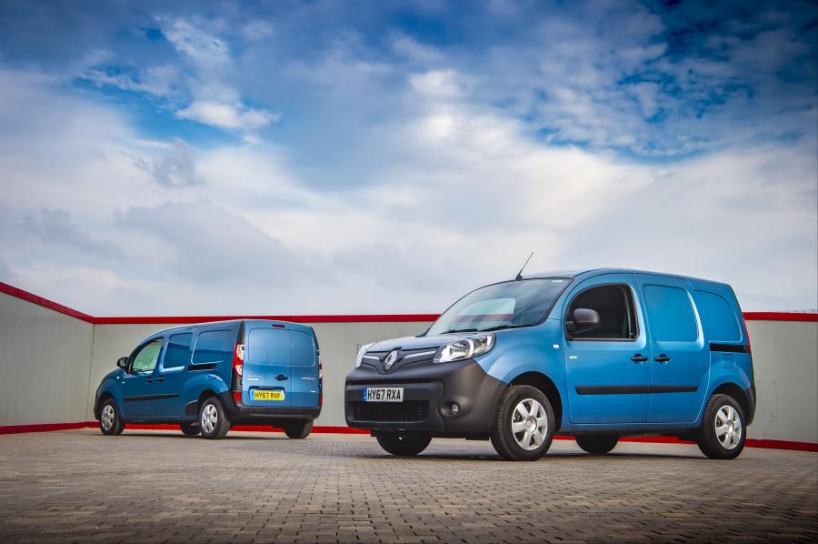  Renault Kangoo Maxi Van Z.E. 33 2017 года  (UK) (фото 2 из 6)